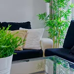 Beautiful And Spacious Flat In The Center