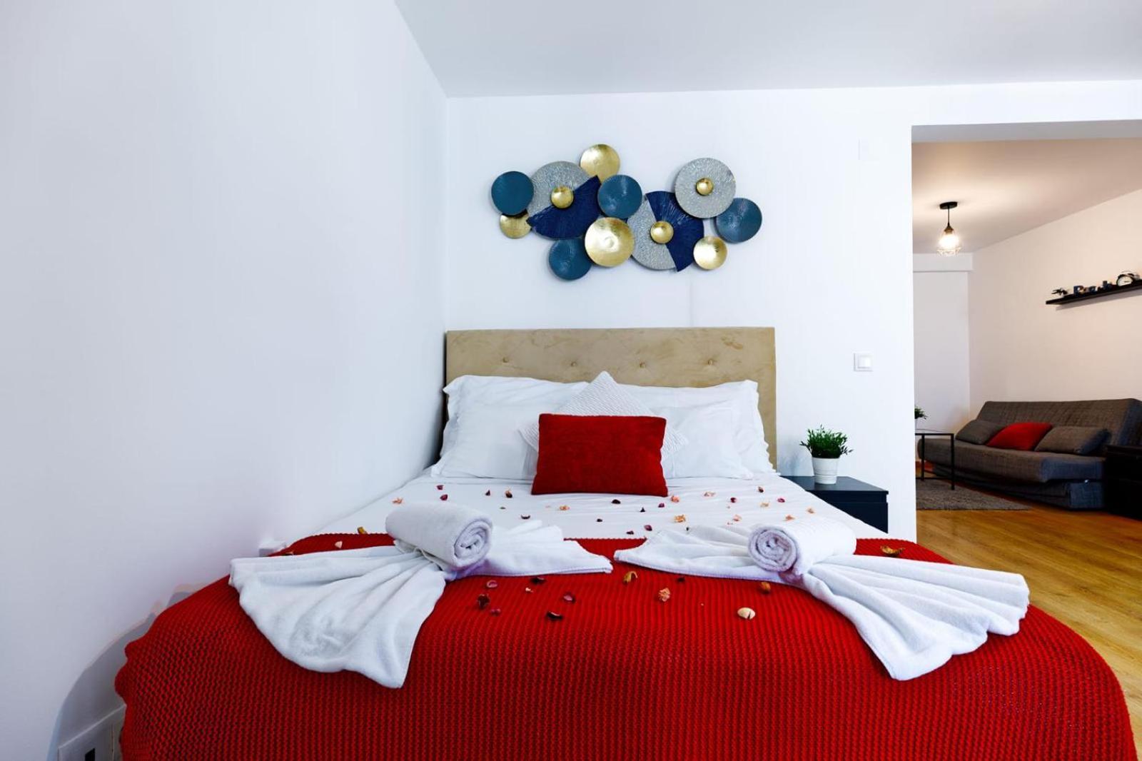 Beautiful And Spacious Flat In The Center Apartment