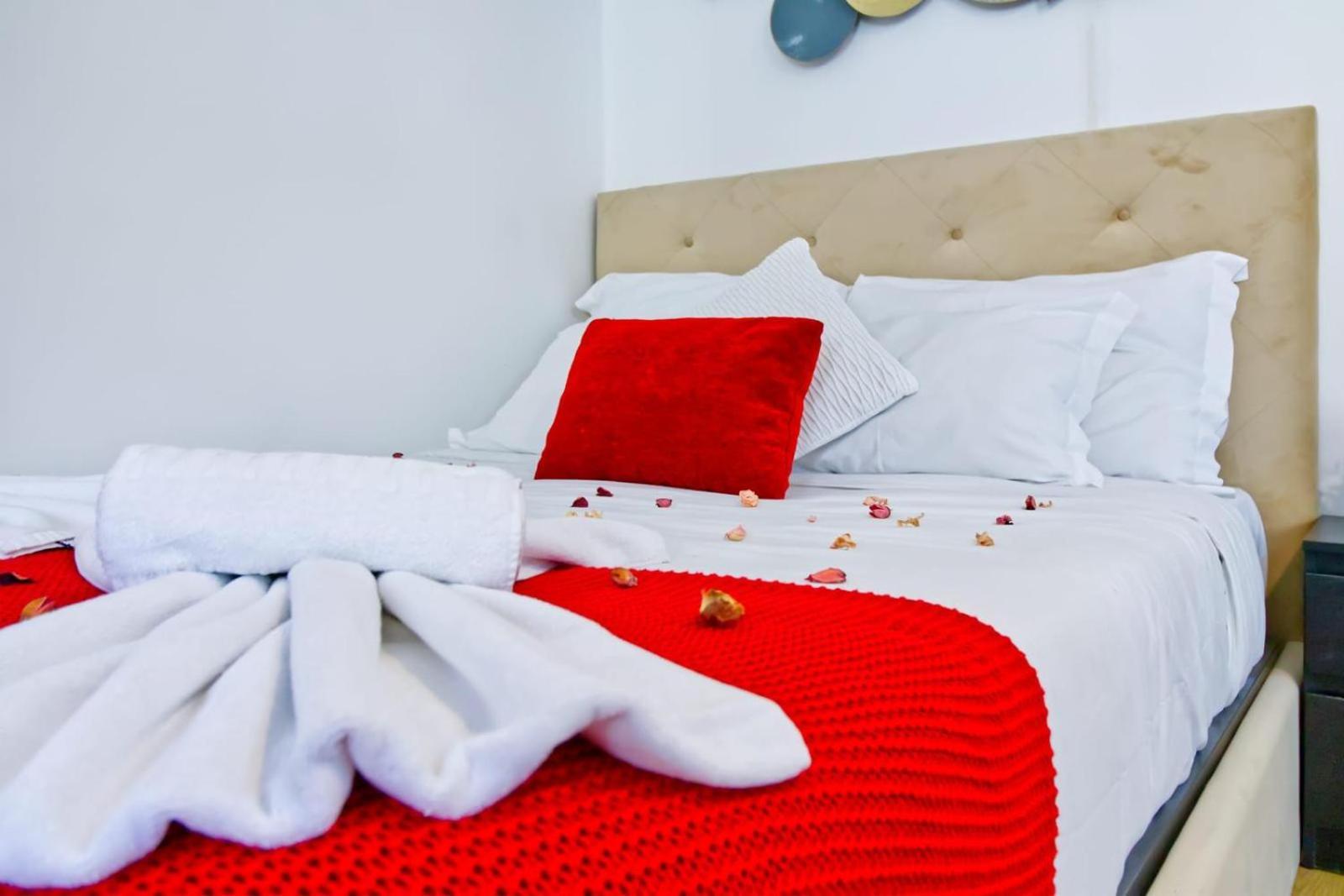Apartment Beautiful And Spacious Flat In The Center Lisbon