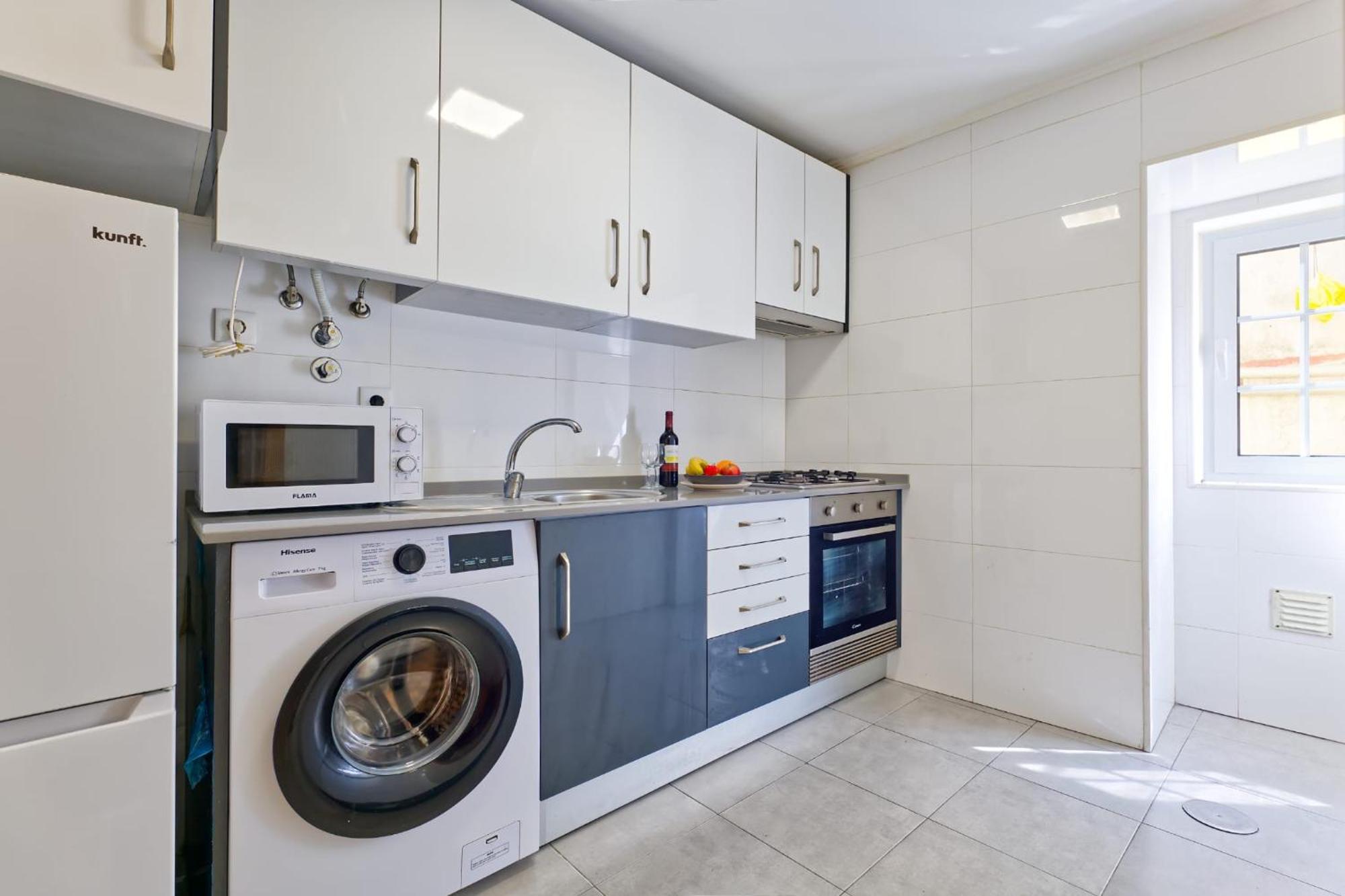 Beautiful And Spacious Flat In The Center