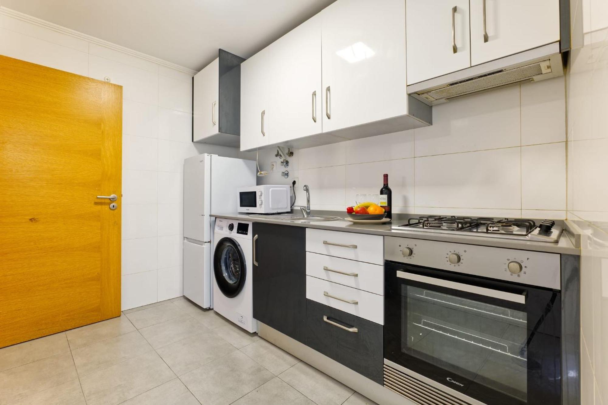 Beautiful And Spacious Flat In The Center Apartment